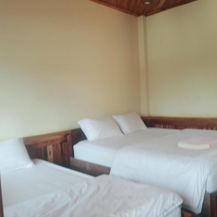 Sunrise Bungalow Hotel Nong Khiaw Bagian luar foto