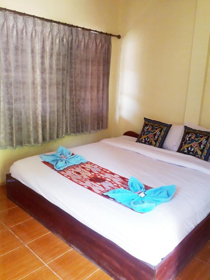 Sunrise Bungalow Hotel Nong Khiaw Bagian luar foto