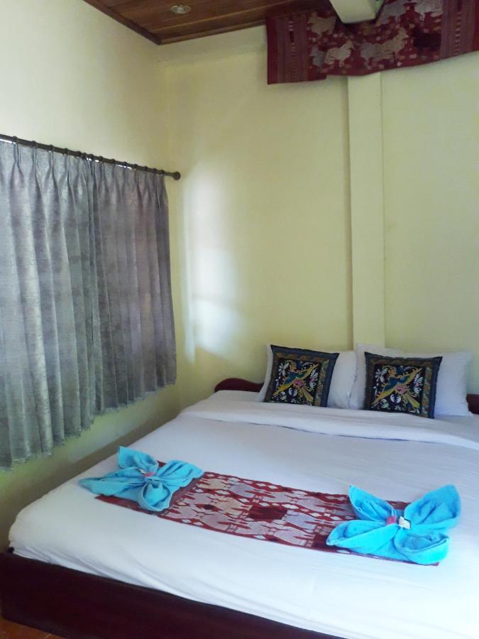 Sunrise Bungalow Hotel Nong Khiaw Bagian luar foto