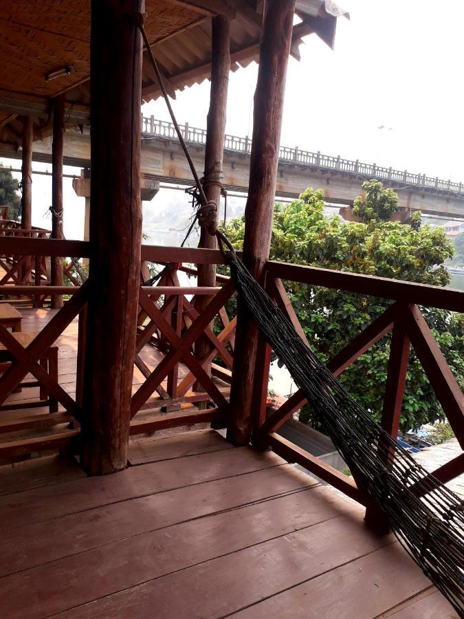 Sunrise Bungalow Hotel Nong Khiaw Bagian luar foto