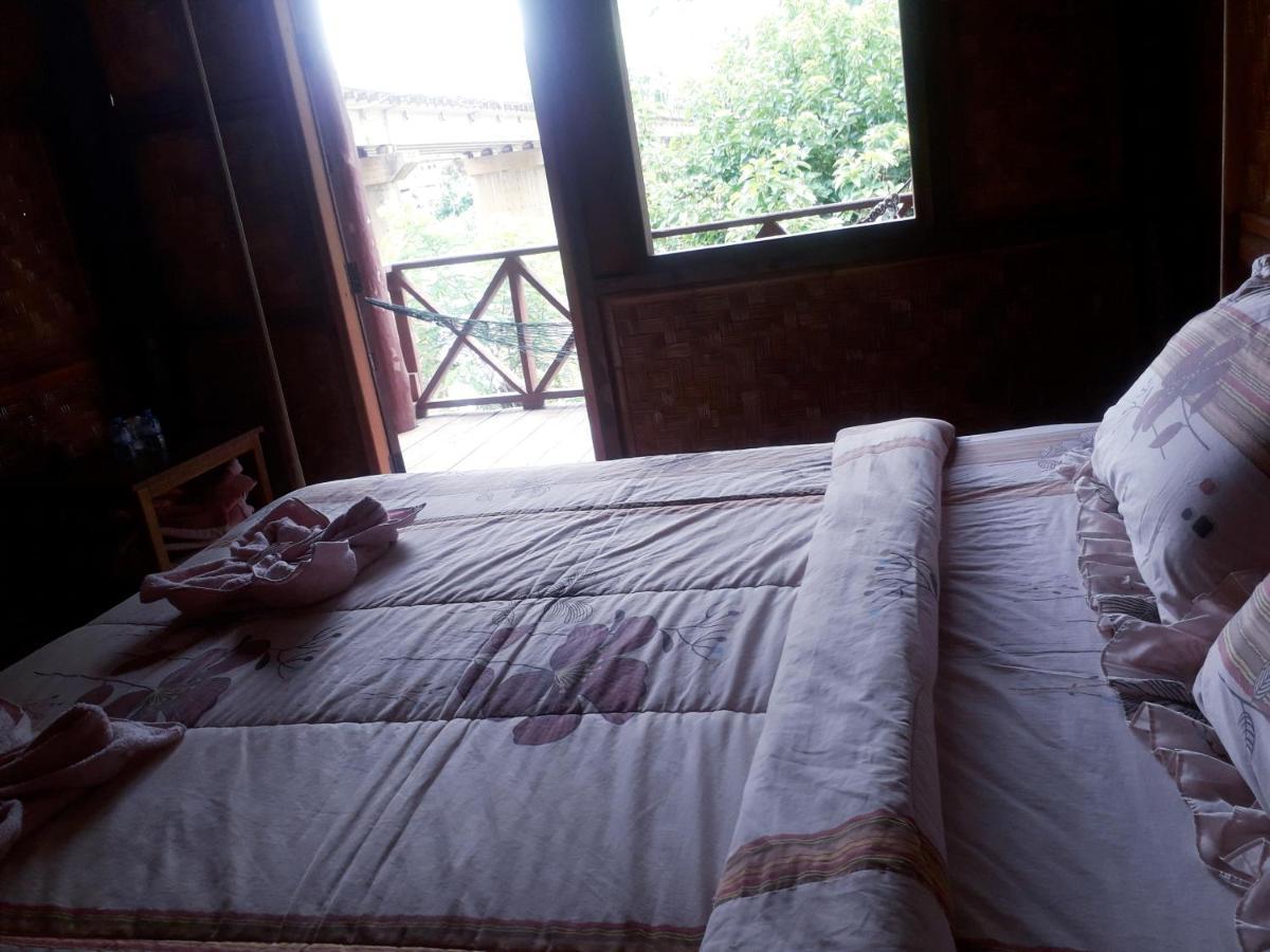 Sunrise Bungalow Hotel Nong Khiaw Bagian luar foto