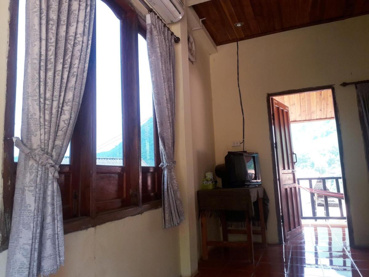 Sunrise Bungalow Hotel Nong Khiaw Bagian luar foto
